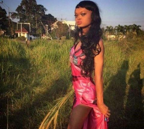 出名之后大家竟然很宽容：看久了就没那么丑了嘛！虽然长得很丑，但是辨识度高呀！