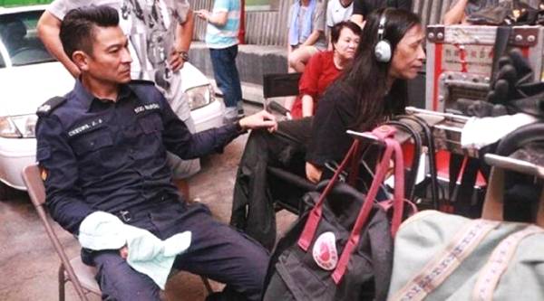 刘德华拍摄《拆弹专家》