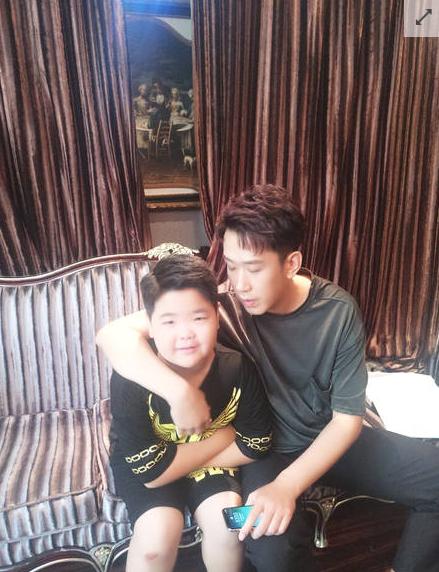 乡村爱情11谢飞机长大了曹桐睿早已不是印象中的表情包男孩