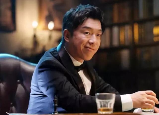 喝酒海量的五位明星王宝强喝三瓶白酒都没醉却还是比不过他