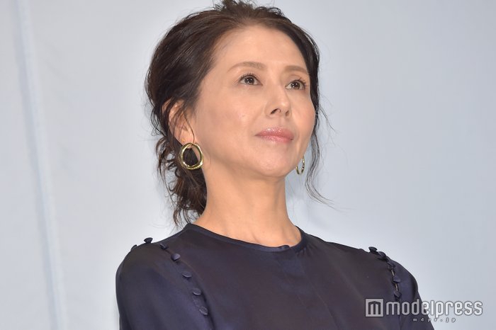 組圖:小泉今日子出席主演電影活動 笑容溫婉優雅