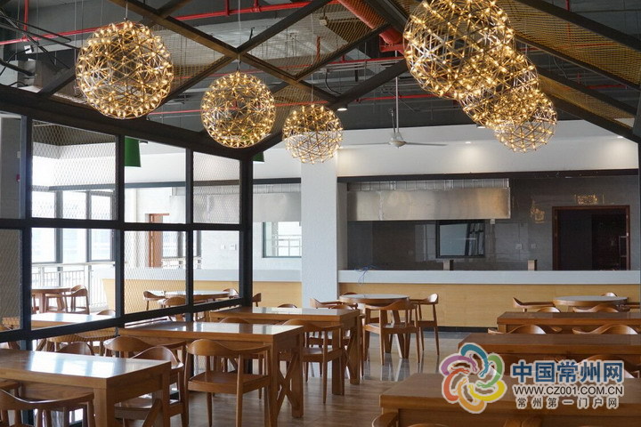 常州大学西太湖校区食堂
