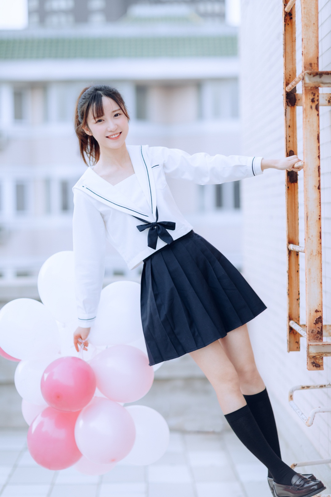 校花女神米咪开学季美图曝光翘马尾轻盈青春尽显童真可爱