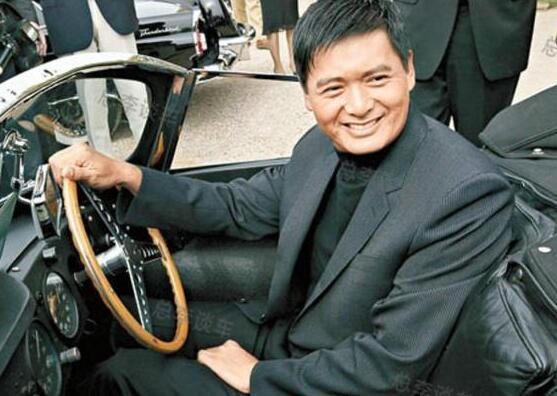 当他驾车再去找那家洗车行时,那个老板目瞪口呆,羞愧难当。