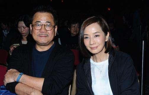 57岁的毛舜筠与区丁平