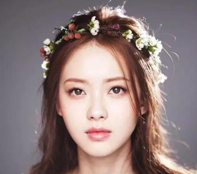 提问：一定要说实话，刘亦菲、高雅拉，谁更美？