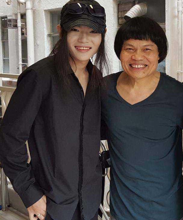 对于,这样一个长相丑,但给人留下深刻印象的八两金,大家喜欢吗?