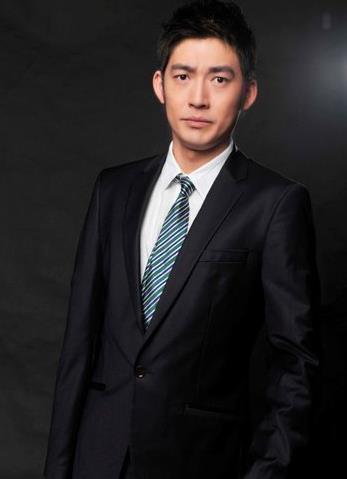 二人的日常开销都是江珊买单张博的座驾还是江珊送的豪车