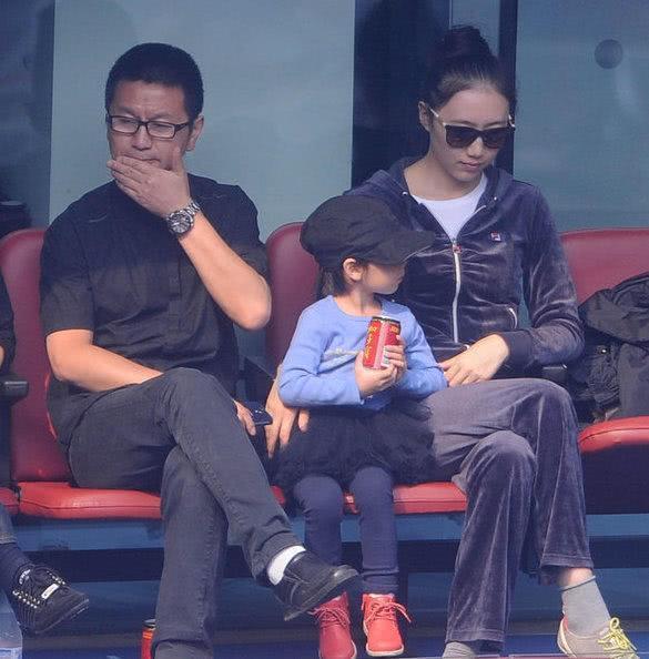 14年前他遭歹徒绑架，淡出娱乐圈，却现身臧天朔的葬礼！