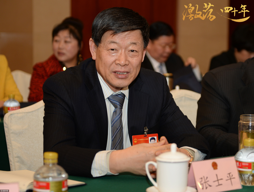 的老人,深居山东农村30余年,却用最简朴的经营哲学打败了无数竞争对手