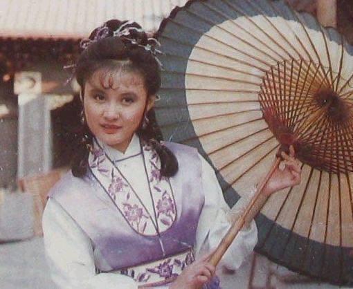 景黛音过去曾和梁朝伟在《鹿鼎记》中合作,至今仍是许多人心目中建宁公主的经典代表。