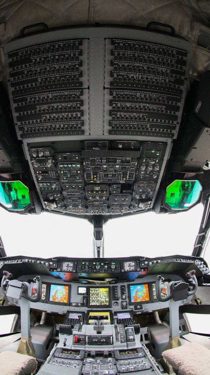 日本c2运输机机舱内部细节罕见曝光