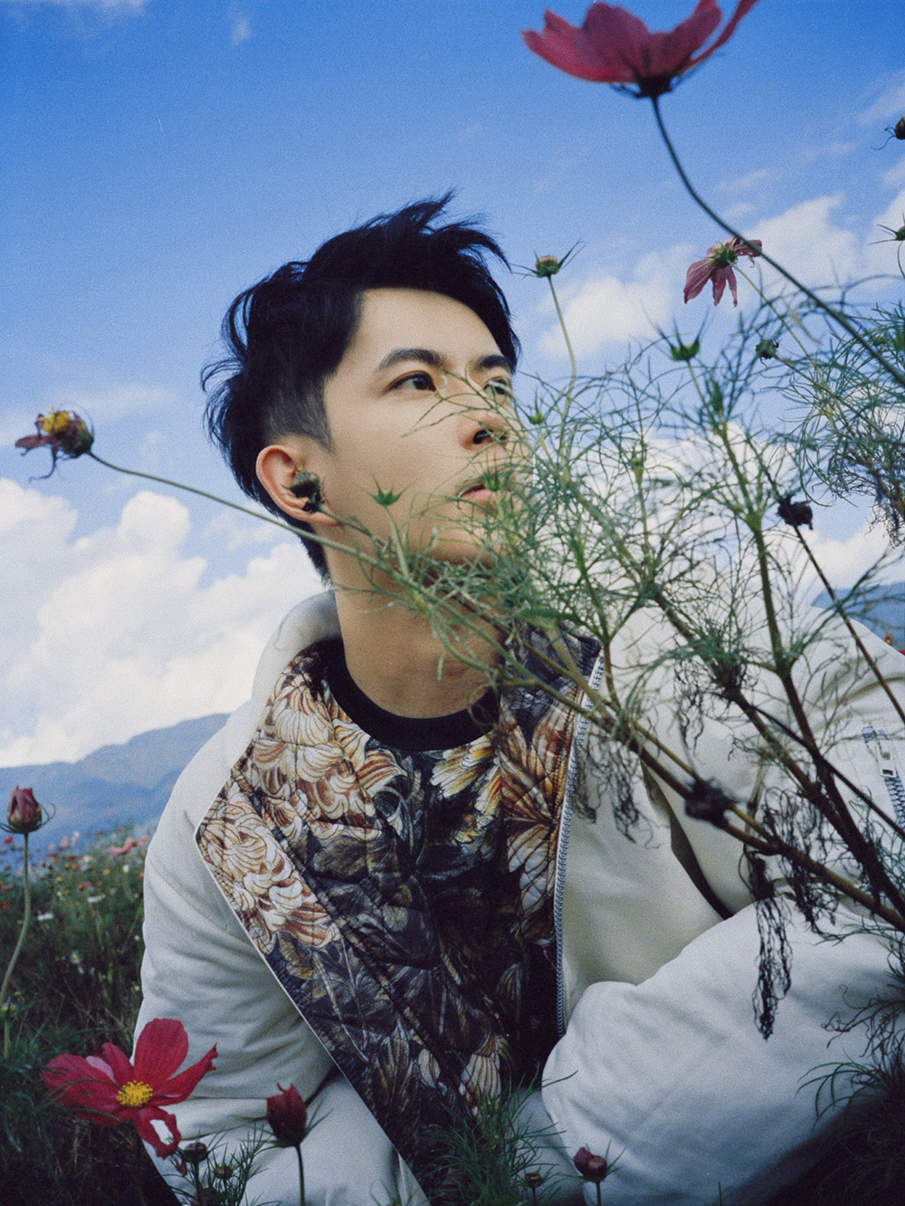 于朦胧杂志大片曝光全胶片拍摄感受秋日温暖风情