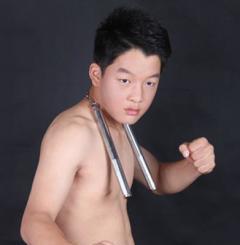 相信以后的他会越来越好的，上天不会辜负一个努力的人，网友们，你们怎么看呢？