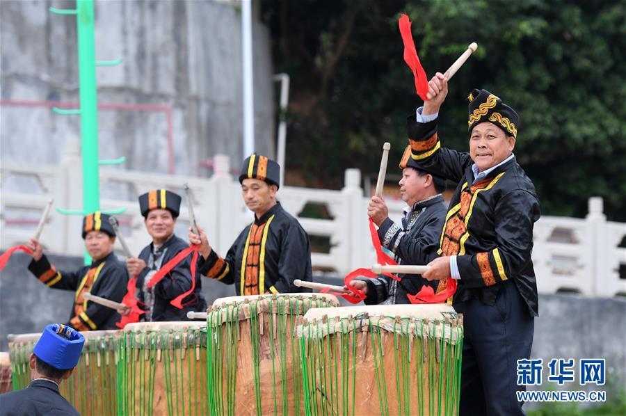 广西灵山烟墩大鼓敲响乡村文化振兴鼓点