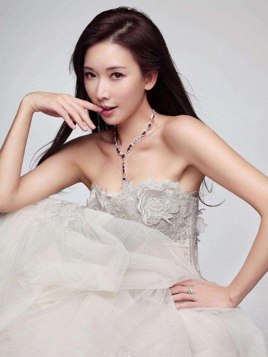 很多剩男剩女一尤其是剩女心里跟林志玲的想法一样，越是年龄大，越是不想凑合。