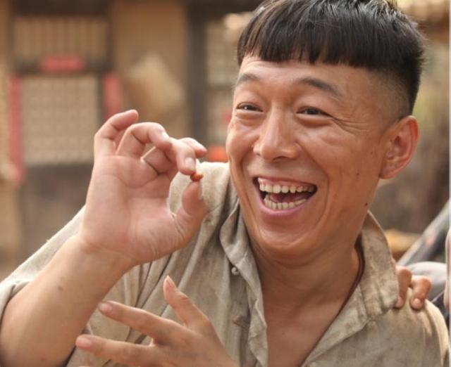 黄渤曾自曝去买手机店员说6个字让他很难忘网友人性就这样