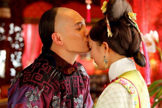 如今网传的苏东坡还没开拍，网传女主赵丽颖又被冯绍峰娶了去。