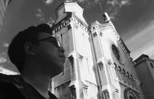 我们也祝福黄渤和妻子能够一直幸福下去，当然了，还是很期待黄渤更多更好的作品。