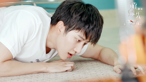 游泳先生往事掀波澜鞠婧祎得知真相伤心欲绝