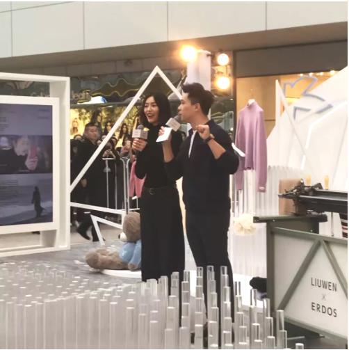 不得不说模特真的是一个非常辛苦的职业，要一直保持体重和精力。