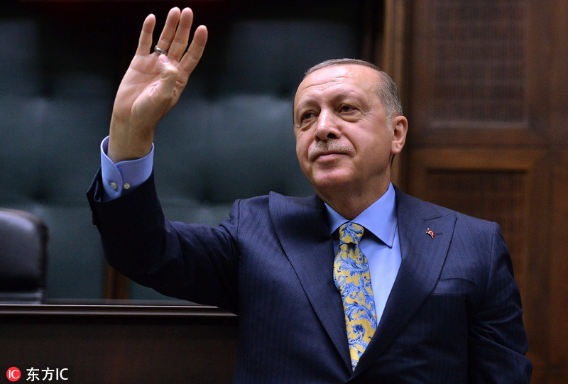 土总统埃尔多安在议会发布讲话公布沙特记者遇害案细节