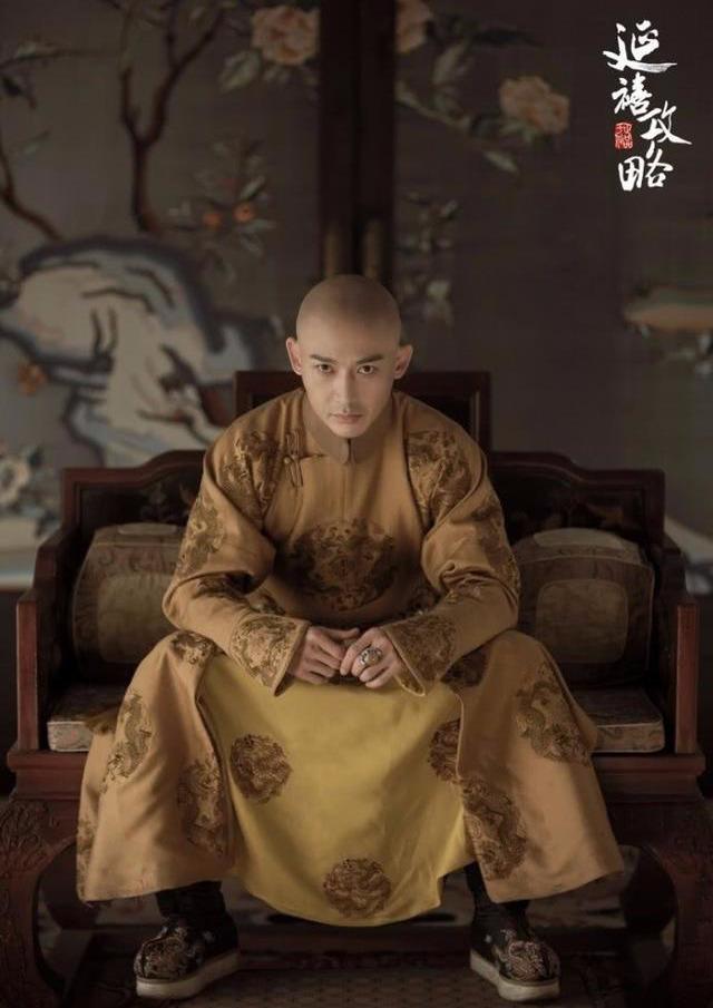 如今聂远已经40岁了，已经感觉不到他的大腮骨了，变的越来越帅了。