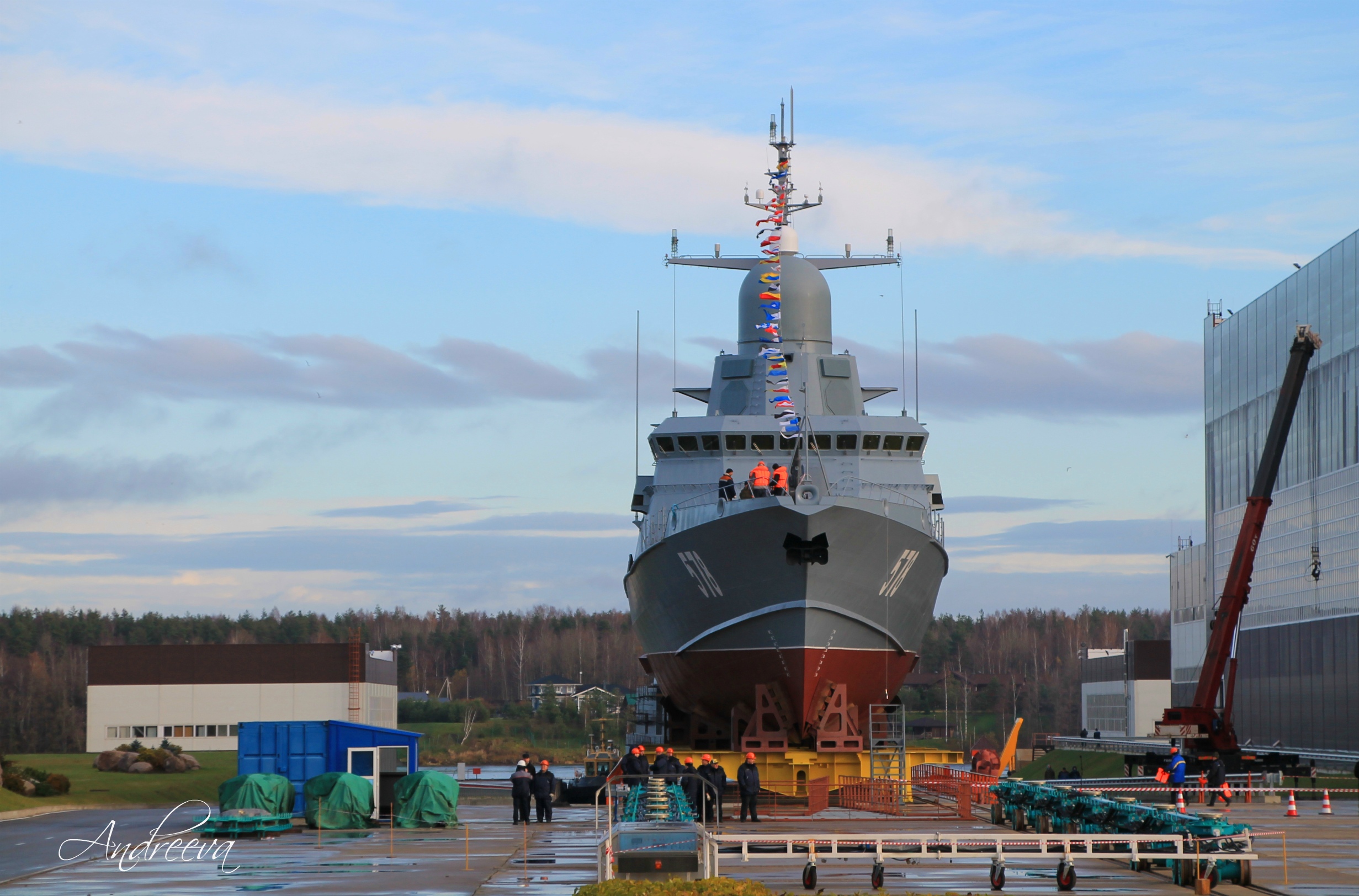 下水仪式将在俄罗斯圣彼得堡"佩拉"造船厂举行,该小型导弹艇将成为