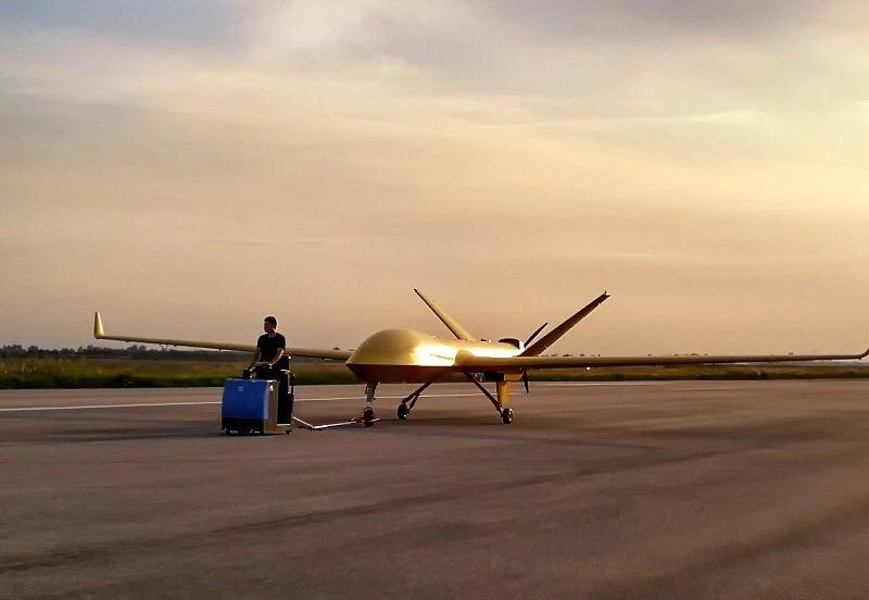 未来空中无人预警监视平台!中国新型大尺寸无人机首飞