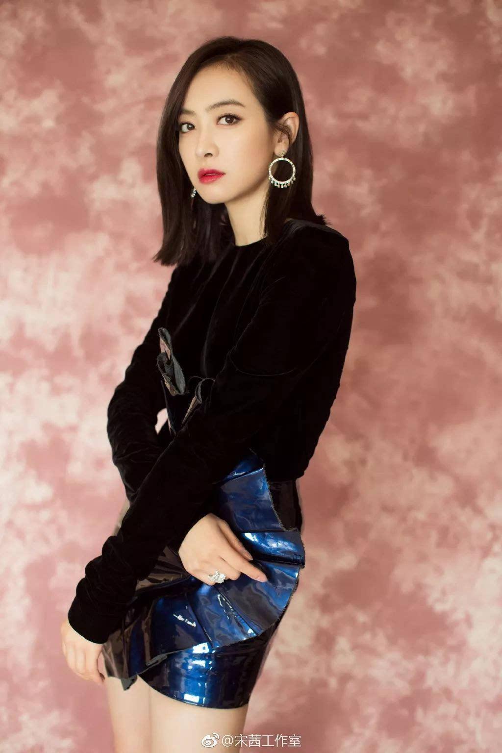 那么，对谌泽雨假唱你是怎么看的呢?是不是和宋茜一样的零容忍态度呢?