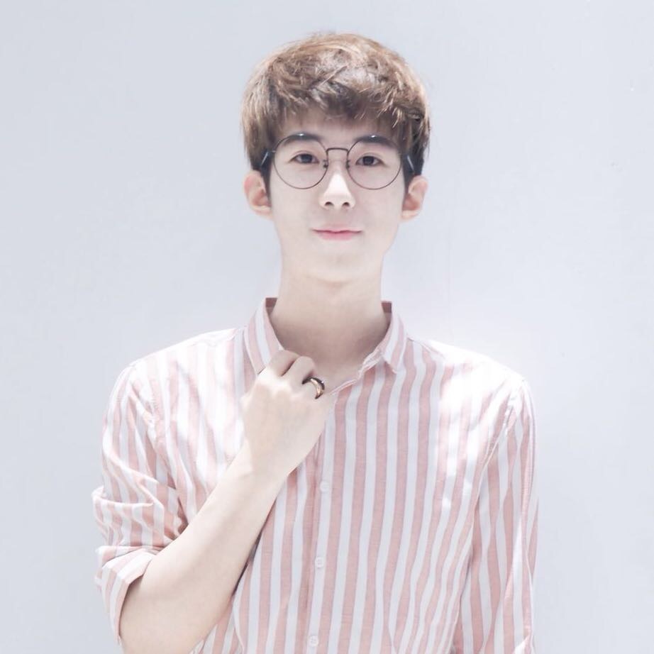 奇然和封茗囧菌合唱南瓜灯与高脚杯万圣节专属歌曲