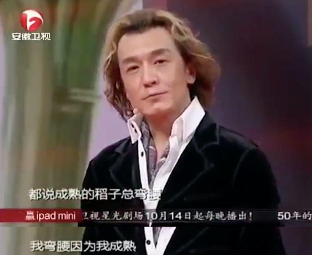 夫妻二人都在央视工作，平时昼伏夜出，即便住在一个家，却经常见不着面。