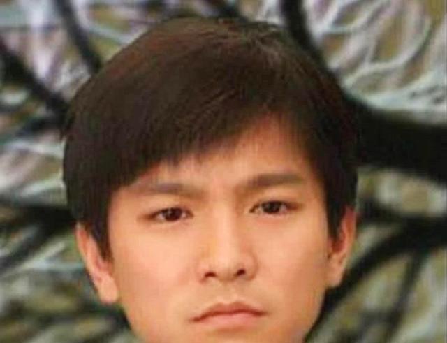 刘德华，华哥这张很好认了，一直都是那么帅气，不过华哥那时候好青涩吖，不过依旧英气逼人！