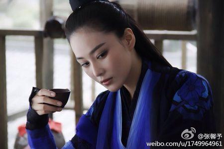 张馨予 ，《神雕侠侣》李莫愁。问世间情为何物，只叫人生死相许……她一直活在他转身舍她而去那天。