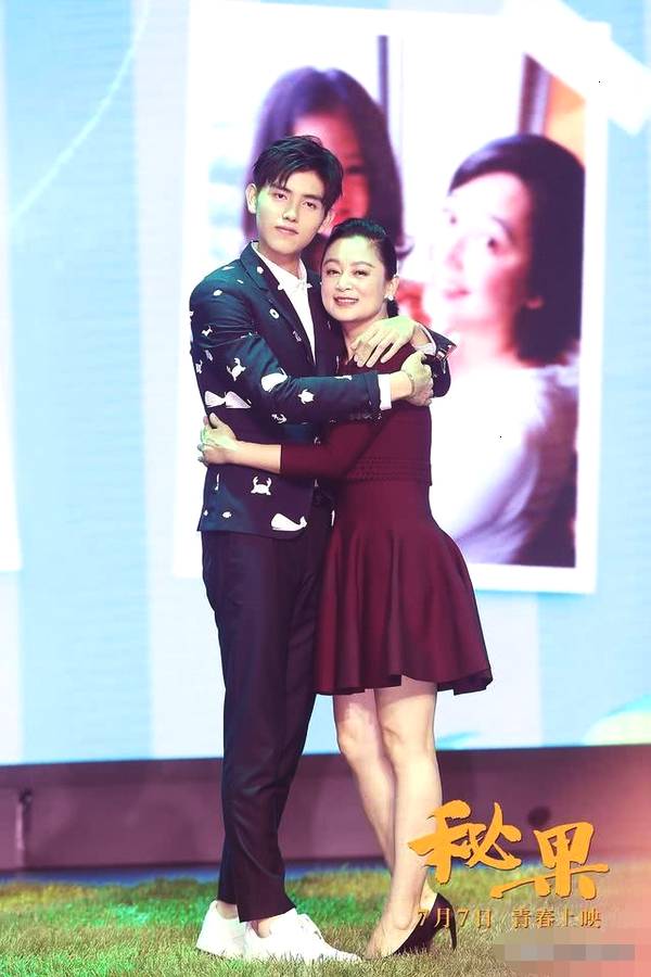 越来越像陈凯歌了。