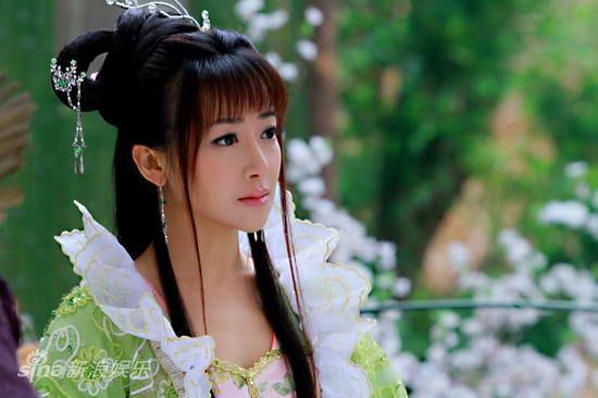 那么你觉得《活佛济公3》里，谁最漂亮呢？