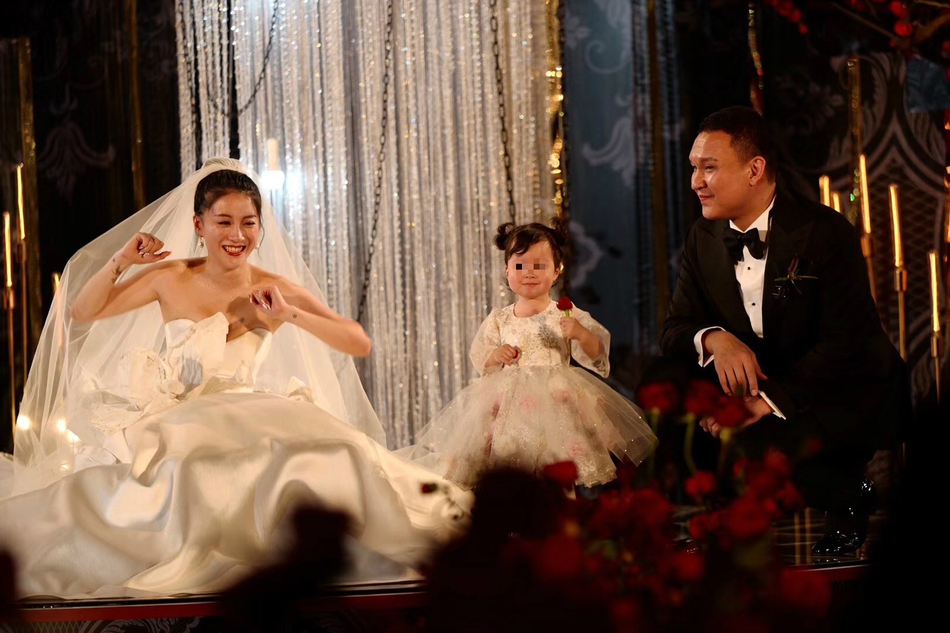 新说唱导演车澈与李嘉格大婚因节目结缘