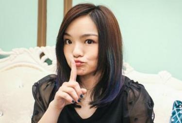 大学生最喜欢的4个女歌手，王菲刘若英上榜，她才是让人心悦诚服！