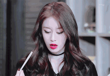 大家又是怎么看，韩国女星朴智妍难走红的呢？欢迎留言评论。