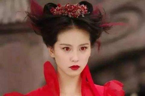 鞠婧祎