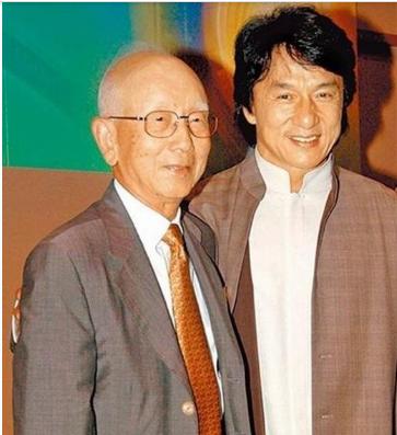 李小龙恩师邹文怀葬礼低调进行不设公祭刘德华送花被婉拒