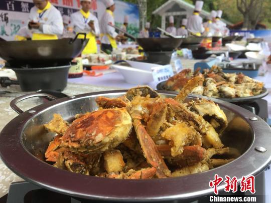 全蟹宴菜品 武一力 摄