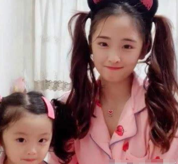 母女 