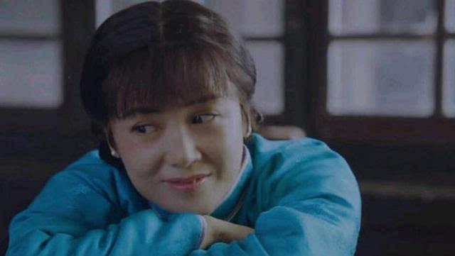 女星嫁导演 陈红退居幕后 徐帆活跃人前 只有她嫁人后离散