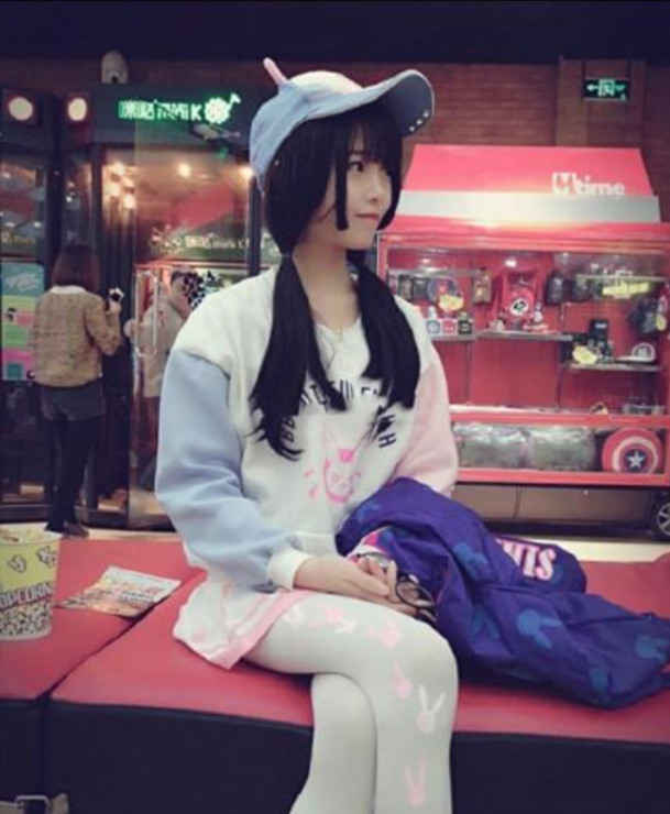 小伙伴们，大家喜欢呆萌这位美女主播吗？有哪些想说的，欢迎留言评论区！