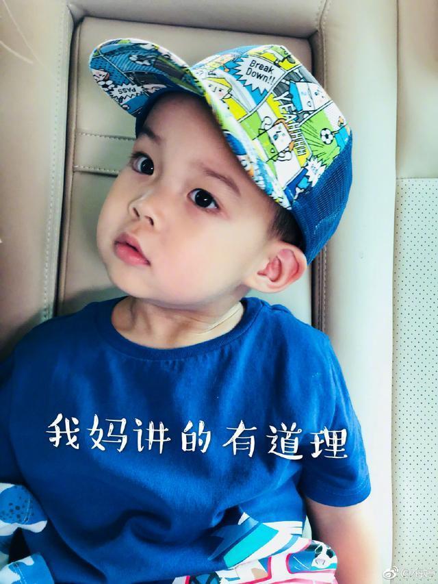 有一双这么可爱的儿女，又有老公的疼爱，梅婷的人生简直完美！