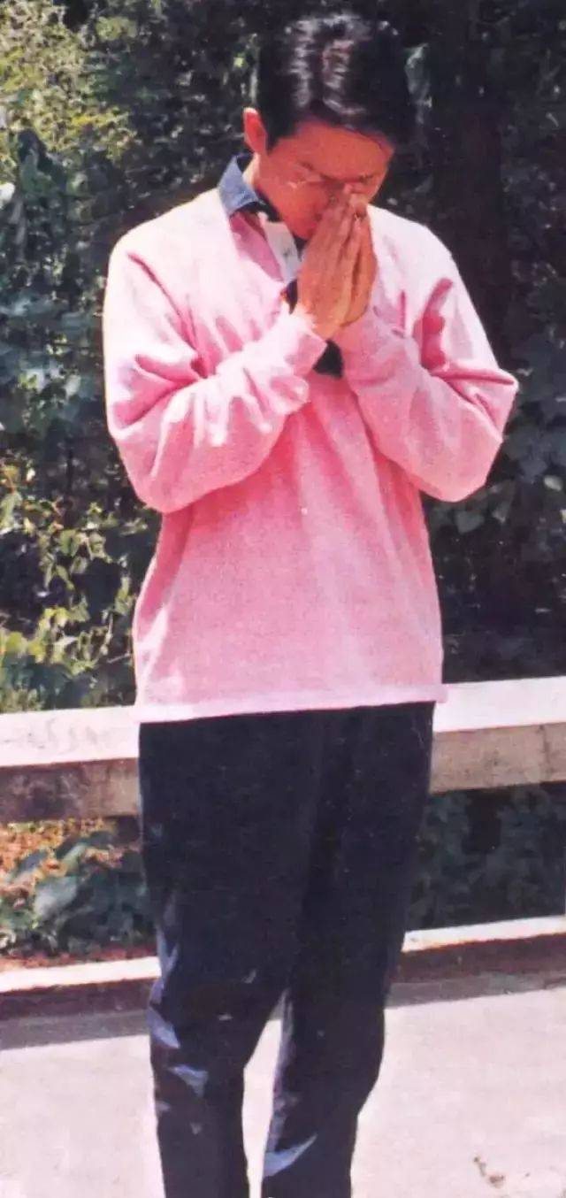 张国荣到北京的第一件事,