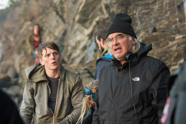 格林格拉斯（右）在片场