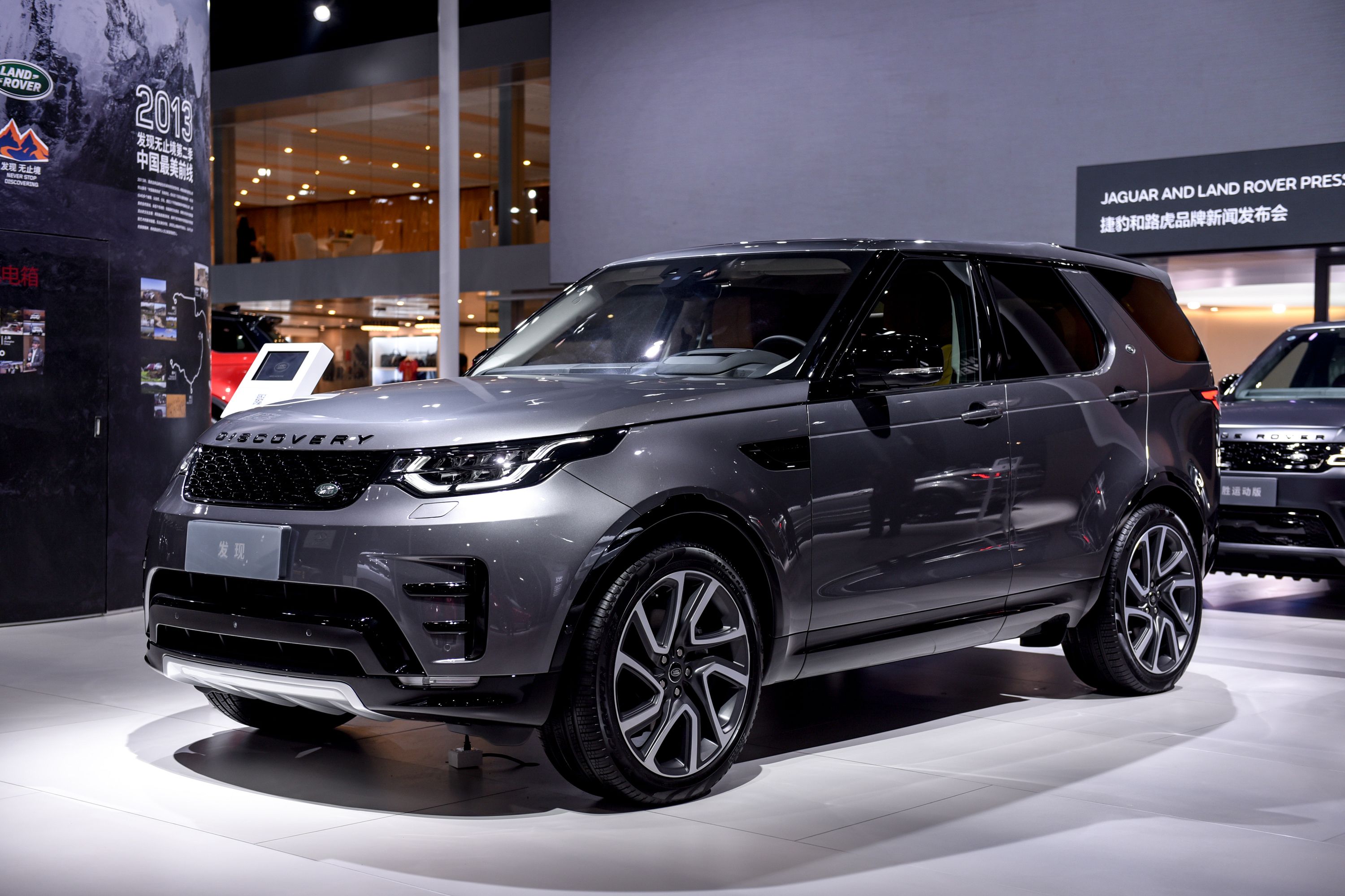 2019年款路虎发现