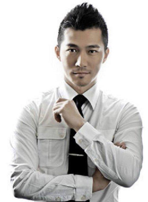 《舒克的桃花运》职场精英张辉